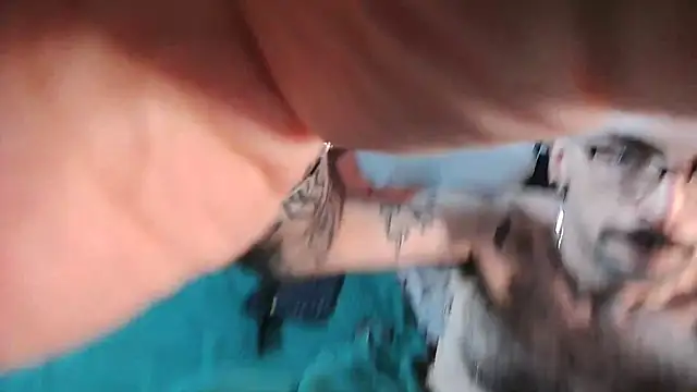 hungbot online show from October 20, 2025, 7:42 am