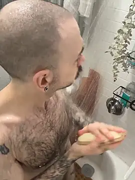 hungbot online show from November 5, 2025, 9:59 pm