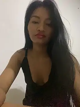 fenixzara online show from October 7, 2025, 11:57 pm