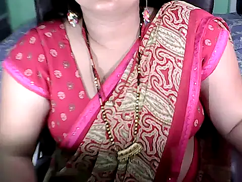 BABITA KUMARII online show from October 21, 2025, 5:02 pm
