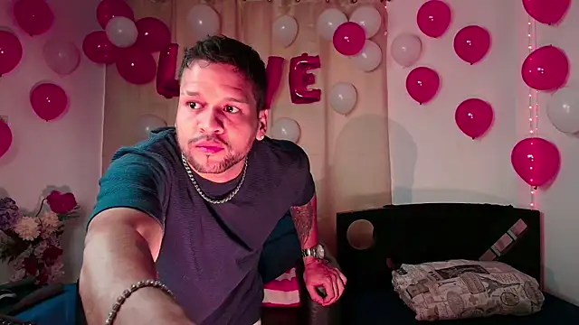 LucasGaeel online show from February 14, 2026, 12:35 pm