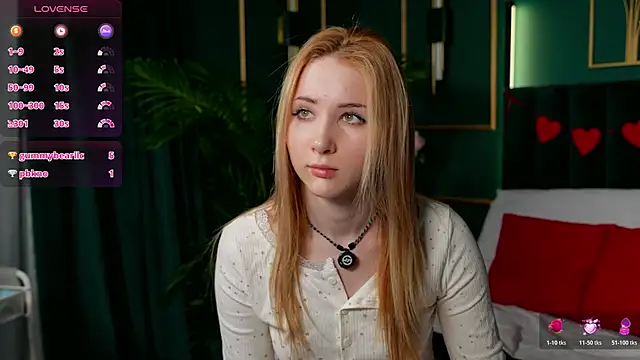 LiraKink online show from February 17, 2026, 4:42 am