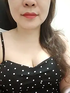 Girl Shy2000 online show from April 8, 2026, 2:50 pm