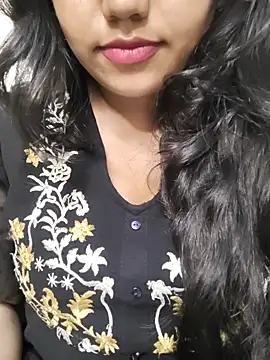 Snapshot of Miss_Rose__ chatting on October 1, 2025, 4:24 pm Miss Rose   online show from October 1, 2025, 4:24 pm