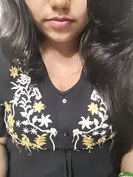 Snapshot of Miss_Rose__ chatting on October 3, 2025, 4:15 pm Miss Rose   online show from October 3, 2025, 4:15 pm