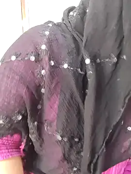 Miss Rose   online show from February 4, 2026, 6:30 am