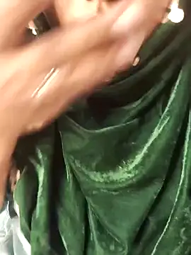 Miss Rose   online show from February 18, 2026, 5:58 am