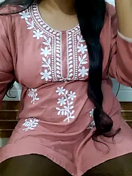 Snapshot of Anchal-si chatting on October 3, 2025, 6:43 am Anchal-si online show from October 3, 2025, 6:43 am