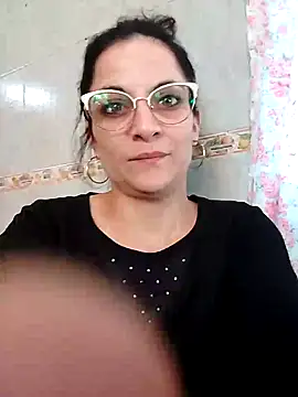 Snapshot of LOCURAINFINITA chatting on September 24, 2025, 8:23 pm LOCURAINFINITA online show from September 24, 2025, 8:23 pm