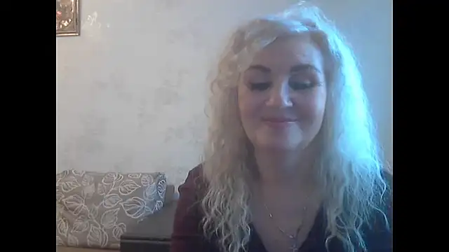 Snapshot of LadySexyBlond chatting on May 28, 2026, 12:24 pm LadySexyBlond online show from May 28, 2026, 12:24 pm