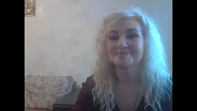 Snapshot of LadySexyBlond chatting on June 4, 2026, 3:51 pm LadySexyBlond online show from June 4, 2026, 3:51 pm
