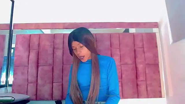 katherine x1 online show from November 10, 2025, 5:06 am