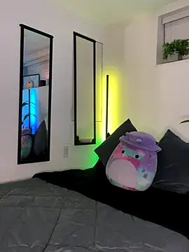 emilycolte online show from October 13, 2025, 12:10 am