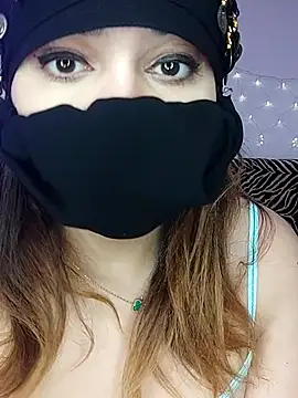 Gigi mango online show from October 3, 2025, 8:44 am