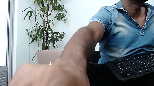 Orlando horny online show from September 29, 2025, 10:14 pm