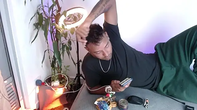 Orlando horny online show from October 9, 2025, 3:48 am