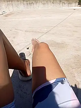 CrisHot202 online show from October 18, 2025, 7:03 pm