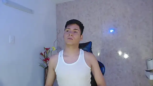 Aaron Foxxx online show from October 5, 2025, 9:02 pm