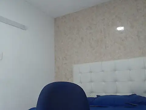 Aaron Foxxx online show from December 19, 2025, 8:27 pm