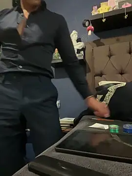 sad fucking boy online show from November 30, 2025, 3:43 am