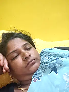 navyasree143 online show from September 27, 2025, 2:44 pm