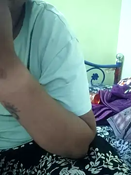 navyasree143 online show from April 9, 2026, 1:05 pm