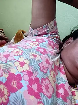 navyasree143 online show from April 14, 2026, 3:34 am