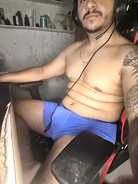 Snapshot of gtzmoreno chatting on November 21, 2025, 9:57 pm gtzmoreno online show from November 21, 2025, 9:57 pm