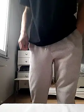 herkes26 online show from April 8, 2026, 10:15 am