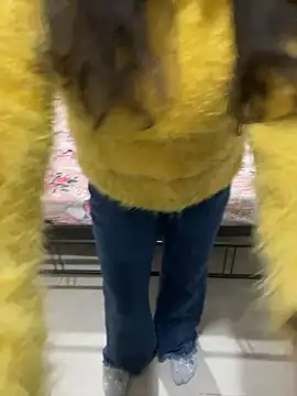 prernasingh2025 online show from November 28, 2025, 7:22 am