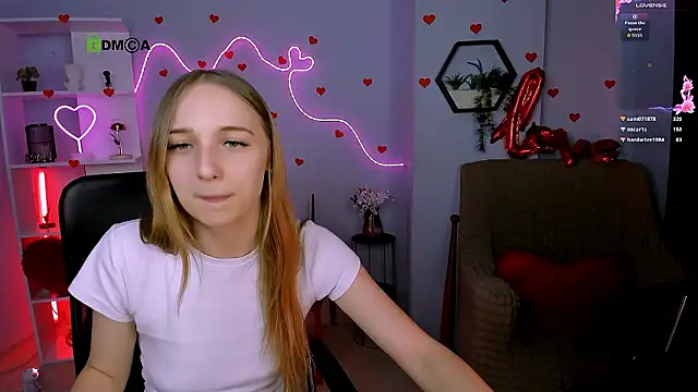 rebecca smile online show from March 4, 2026, 6:14 pm