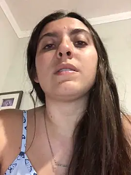 Snapshot of larj021bb chatting on October 9, 2025, 11:25 pm larj021bb online show from October 9, 2025, 11:25 pm