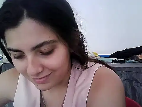 Snapshot of larj021bb chatting on November 6, 2025, 12:06 pm larj021bb online show from November 6, 2025, 12:06 pm