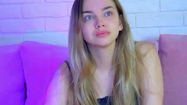 AnitaVenture online show from October 8, 2025, 4:10 am