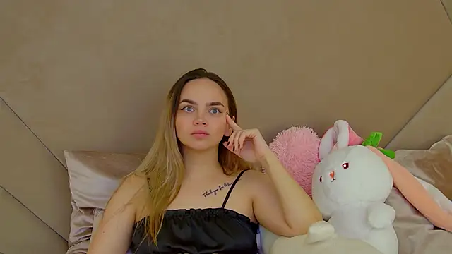 AnitaVenture online show from November 9, 2025, 4:11 am