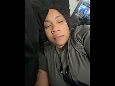 NeliaHexxen online show from March 18, 2026, 6:05 am