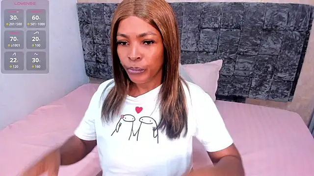 Layla lell online show from October 14, 2025, 3:13 pm