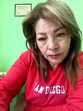 Snapshot of VANESSA__01 chatting on October 19, 2025, 1:56 pm VANESSA  01 online show from October 19, 2025, 1:56 pm