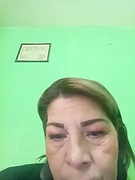 Snapshot of VANESSA__01 chatting on October 22, 2025, 12:38 pm VANESSA  01 online show from October 22, 2025, 12:38 pm