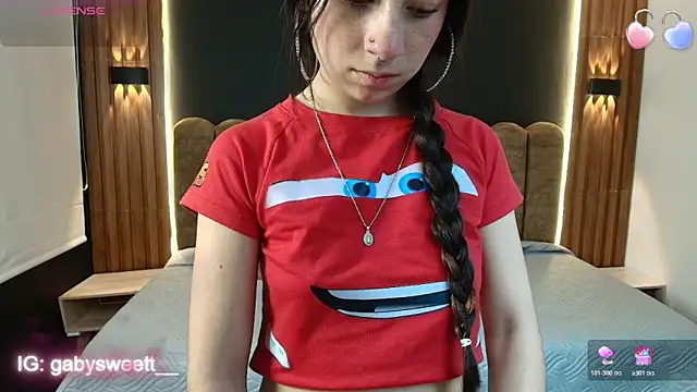 GabySweett  online show from June 4, 2026, 1:06 pm