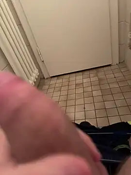 Snapshot of Penisbrutaldick chatting on December 6, 2024, 9:13 pm Penisbrutaldick online show from December 6, 2024, 9:13 pm