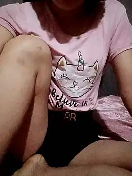 nhinhi-sexy online show from November 1, 2025, 10:01 pm