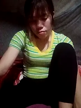 nhinhi-sexy online show from December 3, 2025, 12:25 pm