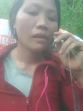 bree-zz online show from October 2, 2025, 10:11 am