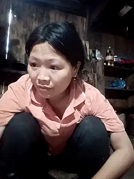 bree-zz online show from March 12, 2026, 4:51 am