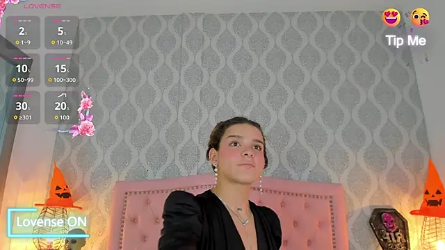 kendallspears 1 online show from October 31, 2025, 3:40 am