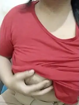 Yourbabysweet05 online show from September 27, 2025, 9:14 am