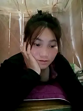 min-xinh online show from October 12, 2025, 6:34 am