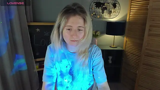 CamillaDreamer online show from February 28, 2026, 5:14 pm