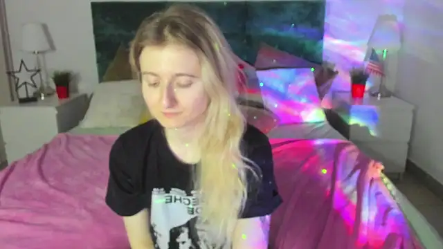 CamillaDreamer online show from March 21, 2026, 7:39 pm